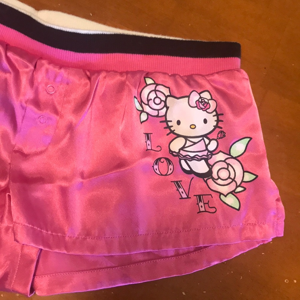 😘💕Hello Kitty Silk Booty shorts😘💕